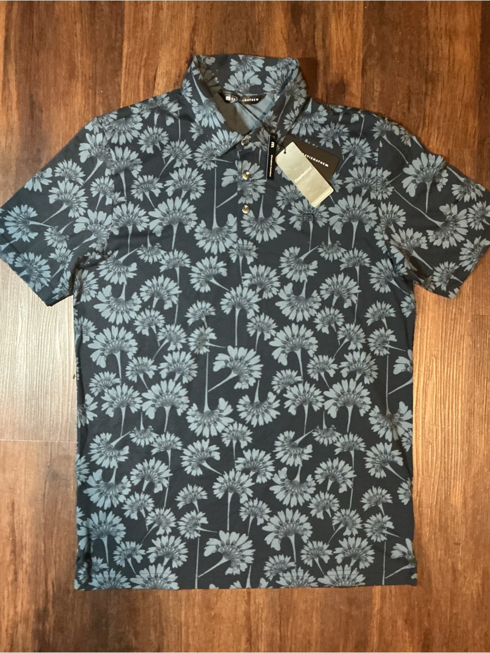 Travis Mathew ‘Comfortknit Breeze’ Polo NWT Medium Comfortknit collection